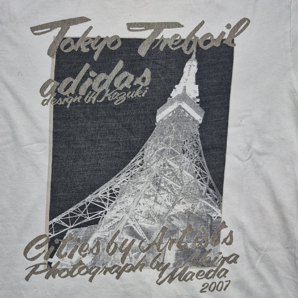 Adidas Cities by Artists collection Tokyo Trefoil tee L Kazuki 2007 retro Shirt